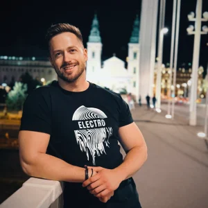 Electro Tee