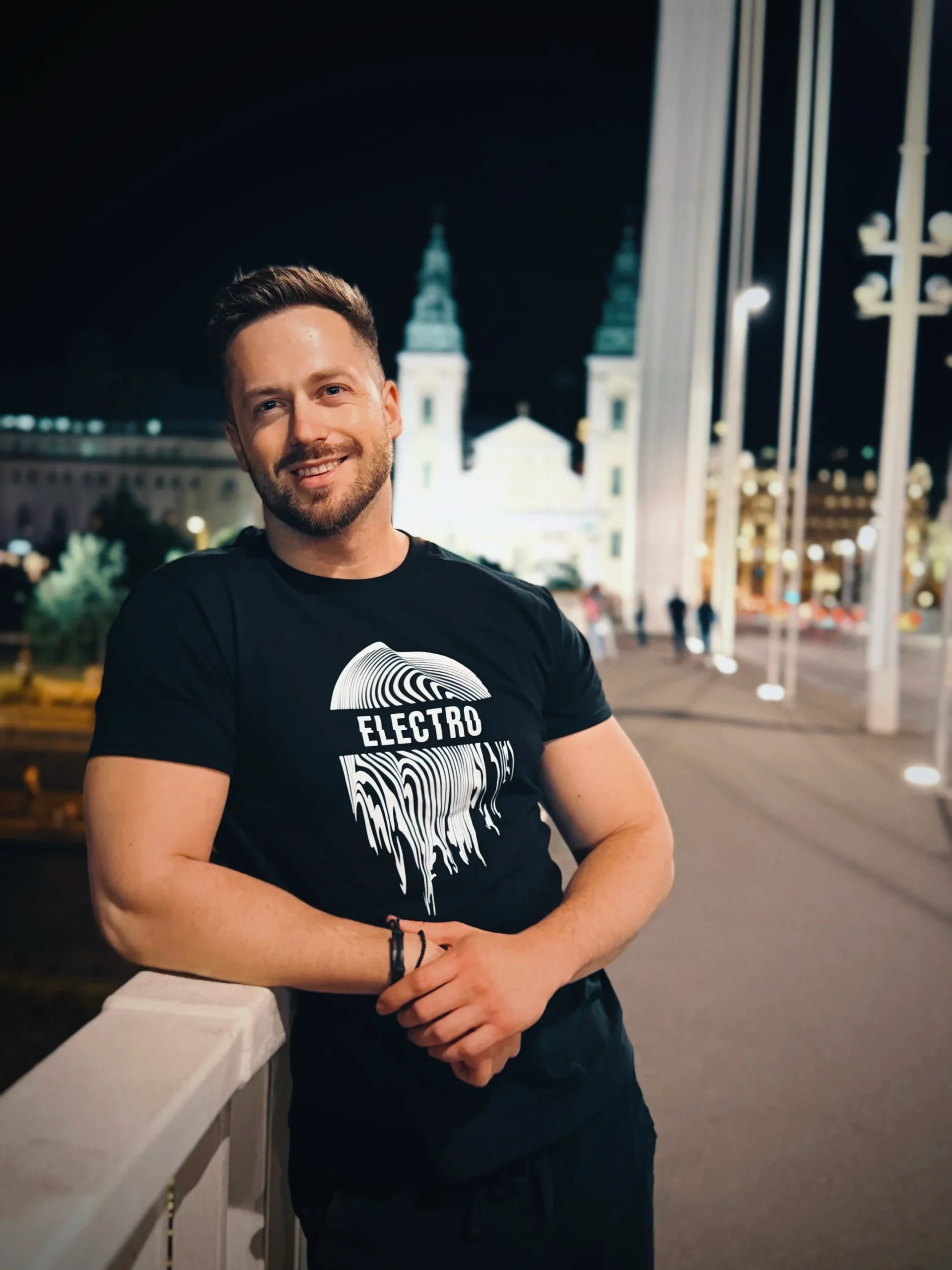 Electro Tee
